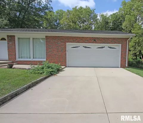 109 Greencastle Cir, Springfield, IL 62707 photo 3