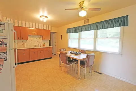 109 Greencastle Cir, Springfield, IL 62707 photo 7