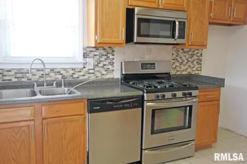 2021 N 23rd St, Springfield, IL 62702 photo 5