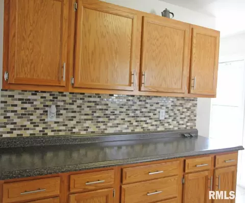 2021 N 23rd St, Springfield, IL 62702 photo 6