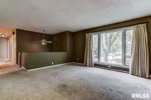 47 Amherst Dr, Springfield, IL 62702 photo 6