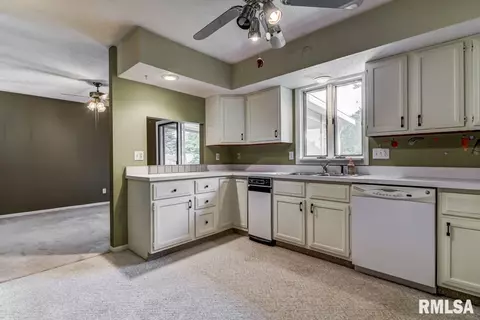 47 Amherst Dr, Springfield, IL 62702 photo 8