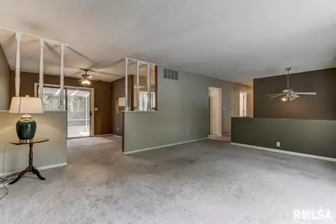 47 Amherst Dr, Springfield, IL 62702 photo 5