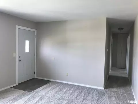 2800 Selkirk Rd, Springfield, IL 62702 photo 8