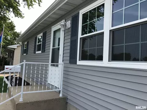 2800 Selkirk Rd, Springfield, IL 62702 photo 4