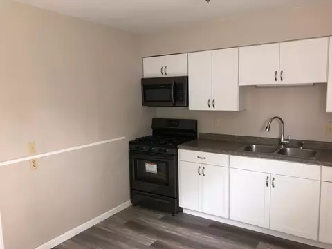 2800 Selkirk Rd, Springfield, IL 62702 photo 5