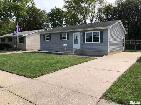 2800 Selkirk Rd, Springfield, IL 62702 photo 1