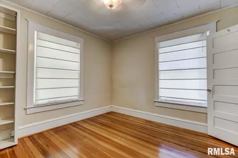 821 S State St, Springfield, IL 62704 photo 22