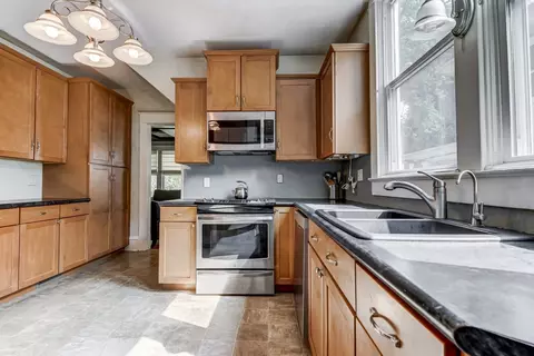 821 S State St, Springfield, IL 62704 photo 8