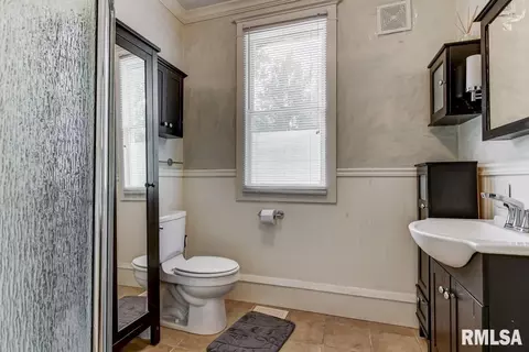821 S State St, Springfield, IL 62704 photo 14