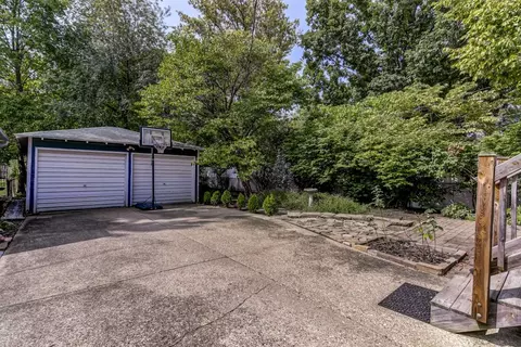 821 S State St, Springfield, IL 62704 photo 31