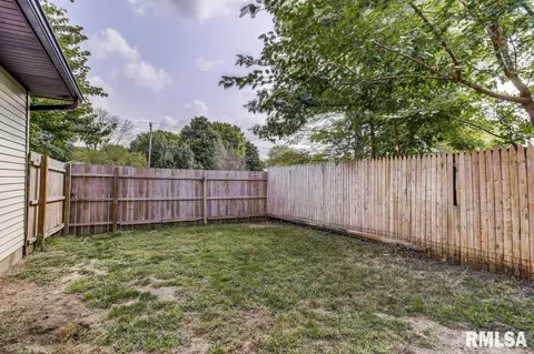 128 Augustus Ln, Springfield, IL 62703 photo 18