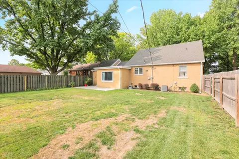 2404 S State St, Springfield, IL 62704 photo 32