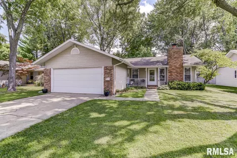 130 Glasgow Dr, Springfield, IL 62702 photo 3