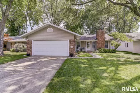 130 Glasgow Dr, Springfield, IL 62702 photo 1