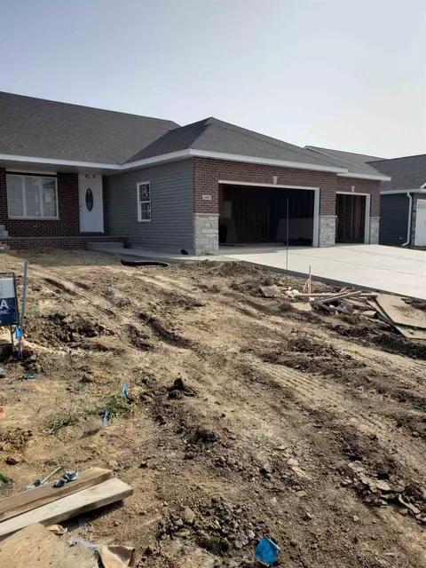 4609 Bellevue Dr, Springfield, IL 62711 photo 1