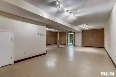 79 Roundtable Rd, Springfield, IL 62704 photo 16