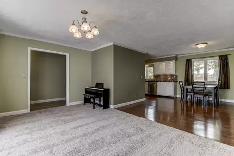79 Roundtable Rd, Springfield, IL 62704 photo 4