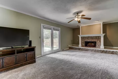 79 Roundtable Rd, Springfield, IL 62704 photo 6