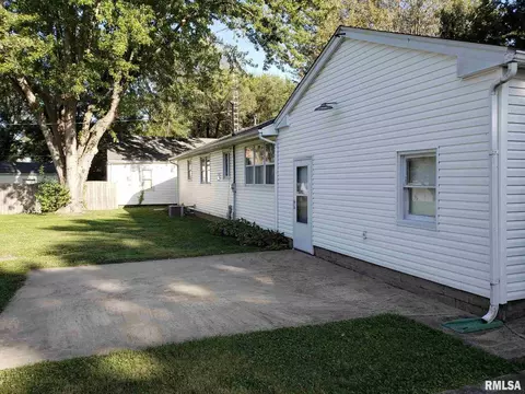 1523 W Iles Ave, Springfield, IL 62704 photo 16