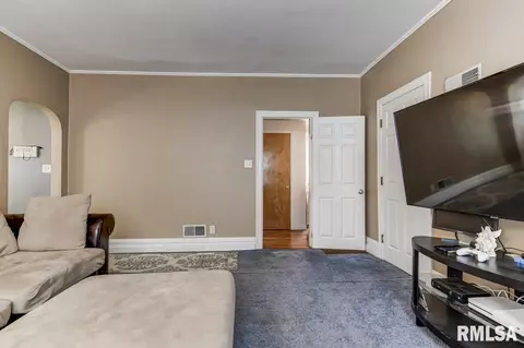 1007 S College St, Springfield, IL 62704 photo 14