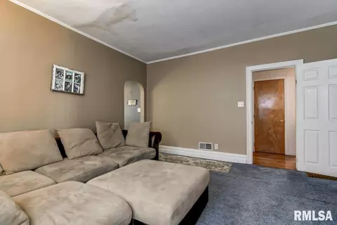 1007 S College St, Springfield, IL 62704 photo 15