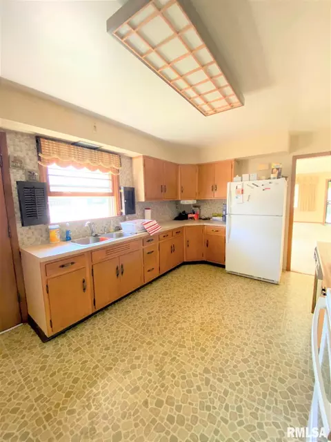 1900 Marland St, Springfield, IL 62702 photo 10