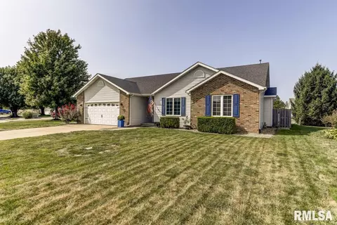 2401 Harrier Rd, Springfield, IL 62711 photo 1