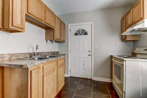 800 S College St, Springfield, IL 62704 photo 17
