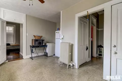 800 S College St, Springfield, IL 62704 photo 29