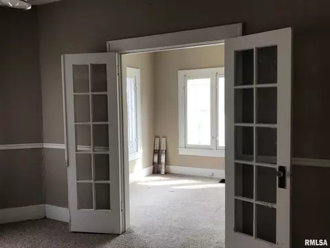 2036 S 5th St, Springfield, IL 62703 photo 10