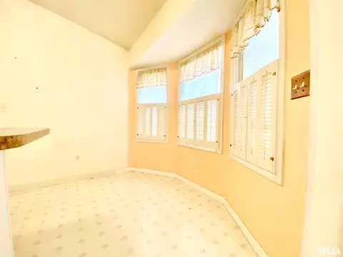 108 Walnut Vly, Springfield, IL 62707 photo 8