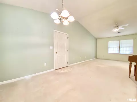 108 Walnut Vly, Springfield, IL 62707 photo 10