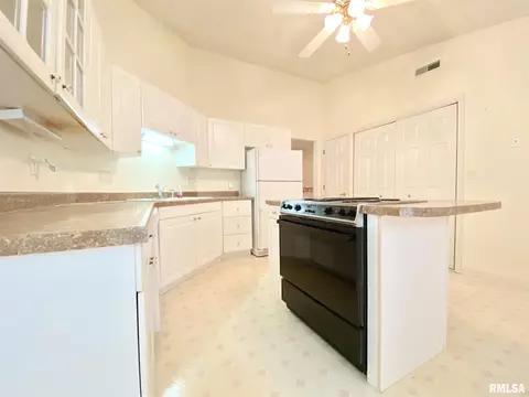 108 Walnut Vly, Springfield, IL 62707 photo 6