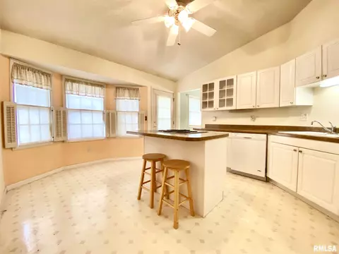 108 Walnut Vly, Springfield, IL 62707 photo 4
