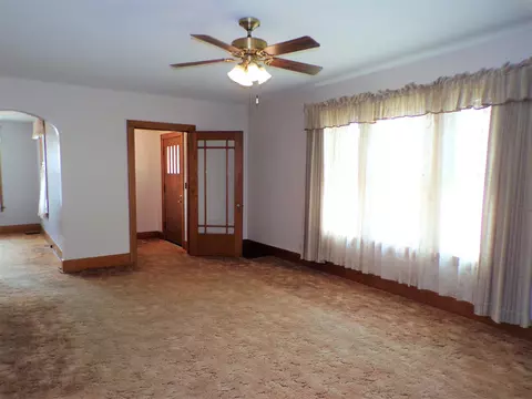 107 S Pilot St, Oneida, IL 61467 photo 10