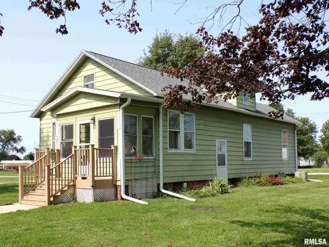 107 S Pilot St, Oneida, IL 61467 photo 7