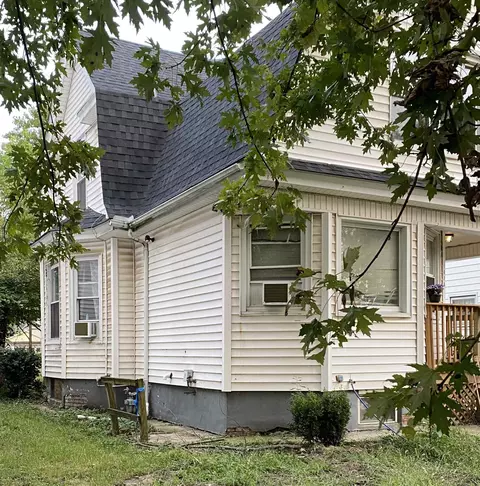 1428 Carolina Ave, Springfield, IL 62702 photo 3