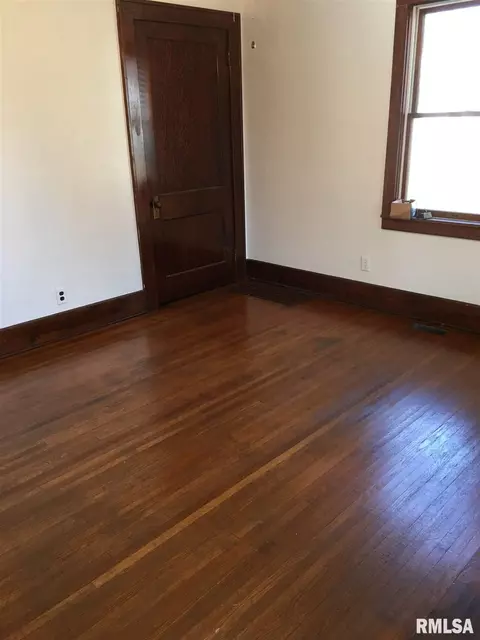 1031 N Franklin Ave, Springfield, IL 62702 photo 7