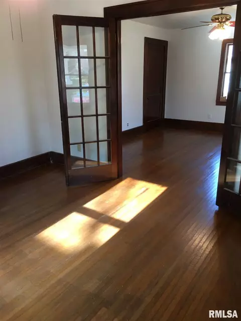 1031 N Franklin Ave, Springfield, IL 62702 photo 4