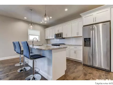 4641 Thompson Rd, Springfield, IL 62711 photo 8