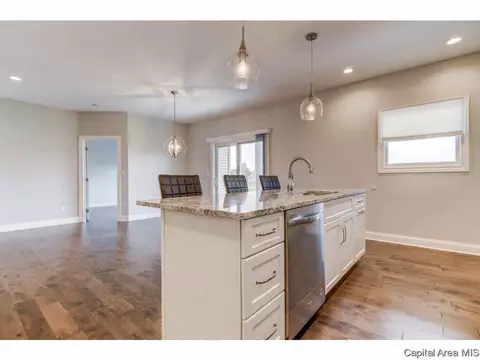 4641 Thompson Rd, Springfield, IL 62711 photo 10