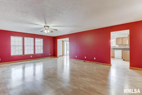 2623 Varsity Ct, Springfield, IL 62712 photo 11