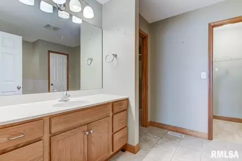 2623 Varsity Ct, Springfield, IL 62712 photo 24