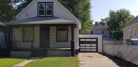 1004 N 3rd St, Springfield, IL 62702 photo 1