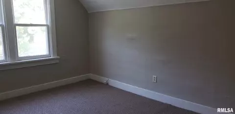 1004 N 3rd St, Springfield, IL 62702 photo 9