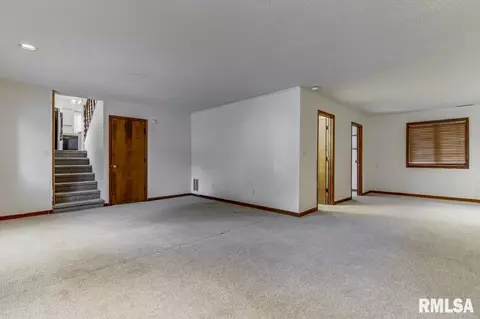 2204 Croydon Dr, Springfield, IL 62703 photo 17