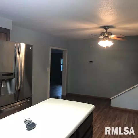 1316 N Macarthur Blvd, Springfield, IL 62702 photo 7