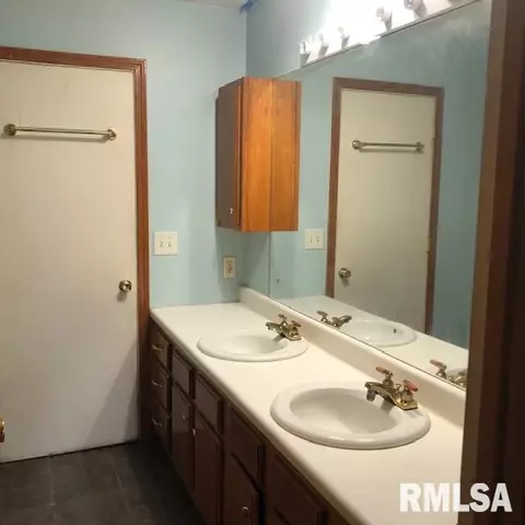 1316 N Macarthur Blvd, Springfield, IL 62702 photo 15