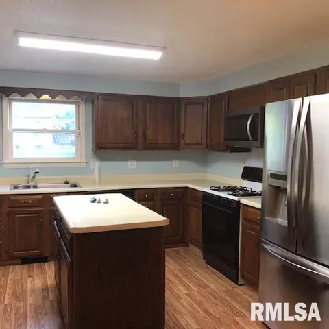 1316 N Macarthur Blvd, Springfield, IL 62702 photo 8